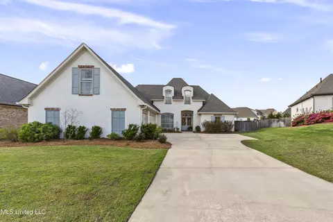 Exterior - 131 Camden Ln, Madison, MS 39110 photo 2 of 11
