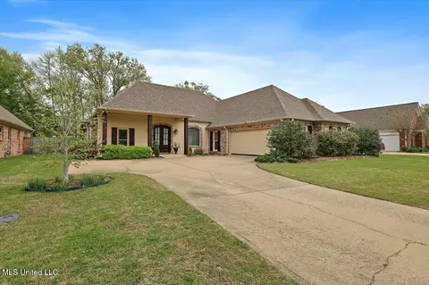 417 Julee Cir, Brandon, MS 39042 photo 2