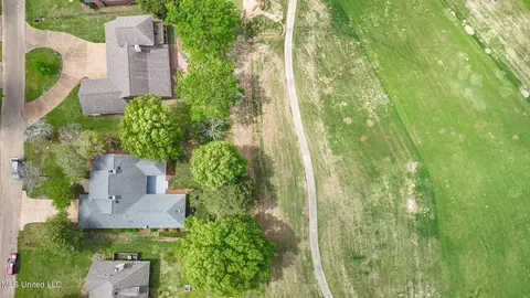 View/Area - 712 Oak Trl, Canton, MS 39046 photo 7 of 11