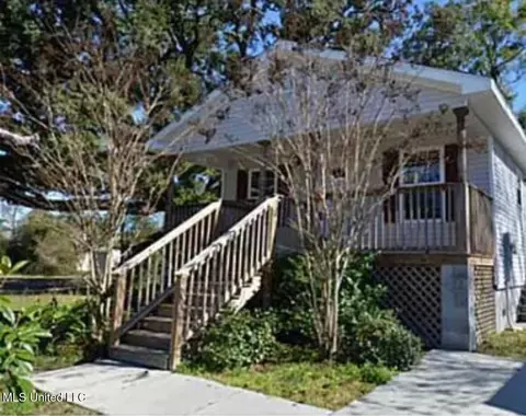 318 Nixon St, Biloxi, MS 39530