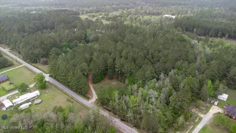 17921 Rayford Shumock Rd, Moss Point, MS 39562