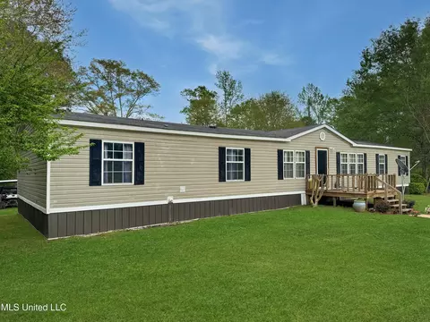 142 Pea Patch Dr, Mendenhall, MS 39114 photo 3