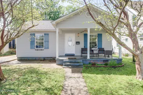 2323 Kelly Ave, Gulfport, MS 39501