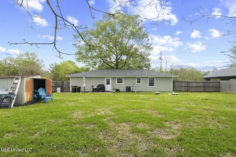 Exterior - 147 Three Prong Rd, Brandon, MS 39047 photo 6 of 6