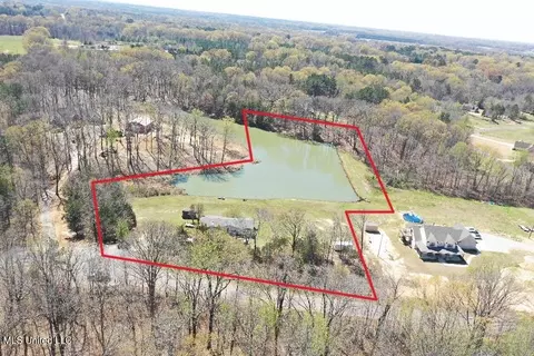 14491 Valley View Cv, Byhalia, MS 38611