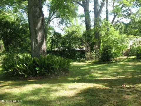 Exterior - 4125 Robin Dr, Jackson, MS 39206 photo 12 of 12