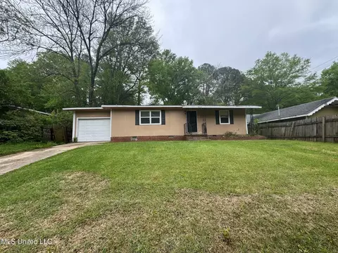 3010 Woodside Dr, Jackson, MS 39212
