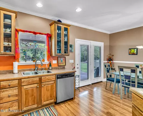 Kitchen - 15271 E Wortham Rd, Saucier, MS 39574 photo 4 of 4