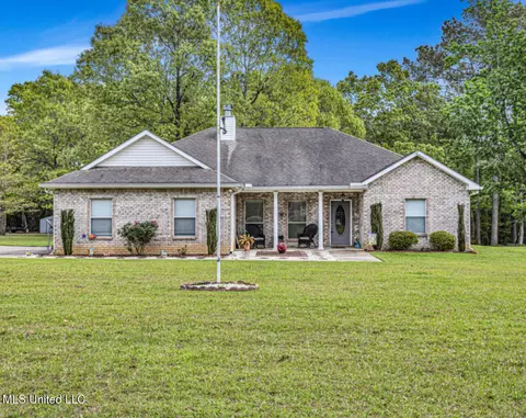 15271 E Wortham Rd, Saucier, MS 39574