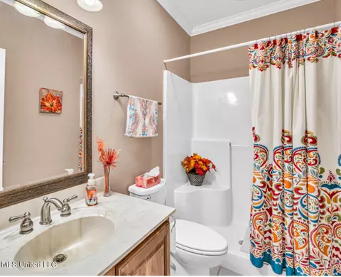 Bath - 15271 E Wortham Rd, Saucier, MS 39574 photo 4 of 4