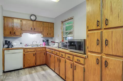 8301 Sherbrook St, Moss Point, MS 39562 photo 14