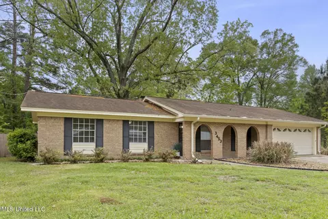 Exterior - 3453 Dawn Dr, Pearl, MS 39208 photo 8 of 10