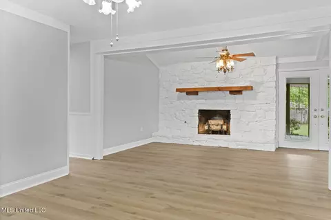 Living - 3453 Dawn Dr, Pearl, MS 39208 photo 1 of 3