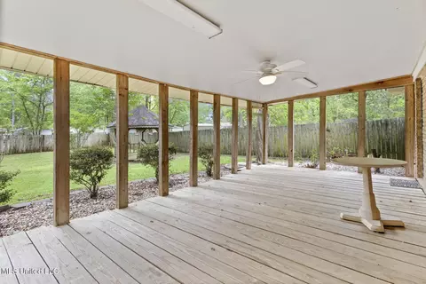 Exterior - 3453 Dawn Dr, Pearl, MS 39208 photo 2 of 10