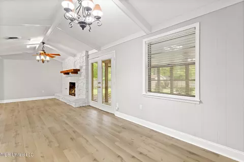 Living - 3453 Dawn Dr, Pearl, MS 39208 photo 3 of 3