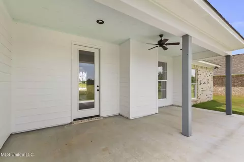 Exterior - 424 Baleigh Way, Canton, MS 39046 photo 5 of 8