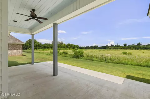 Exterior - 424 Baleigh Way, Canton, MS 39046 photo 6 of 8