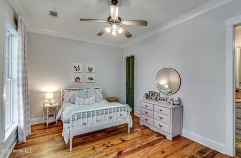 Bedroom - 258 Arbor Trl, Brandon, MS 39047 photo 9 of 15