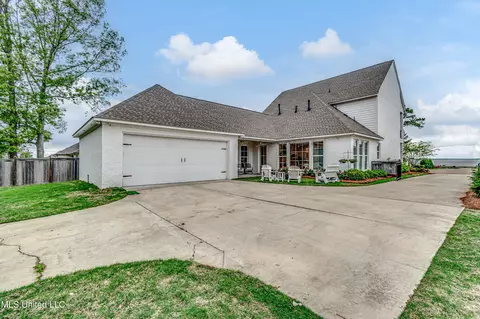 Exterior - 258 Arbor Trl, Brandon, MS 39047 photo 10 of 21