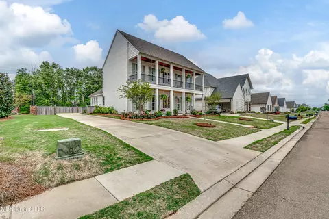 Exterior - 258 Arbor Trl, Brandon, MS 39047 photo 9 of 21