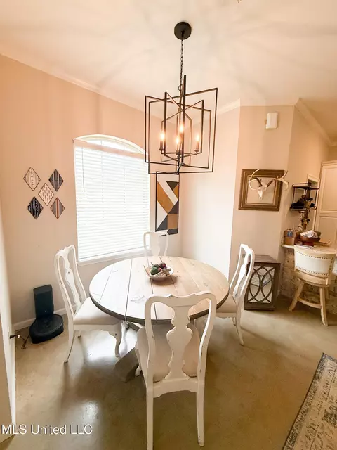 Dining - 146 Cedar Green Dr, Canton, MS 39046 photo 1 of 1