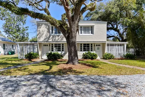 113115 Bay View Ct, Bay Saint Louis, MS 39520