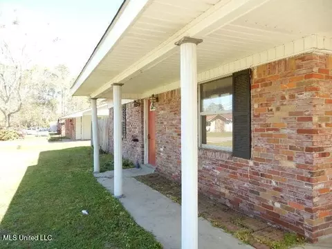 Exterior - 310 Gates Ave, Long Beach, MS 39560 photo 4 of 12