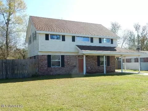 Exterior - 310 Gates Ave, Long Beach, MS 39560 photo 2 of 12