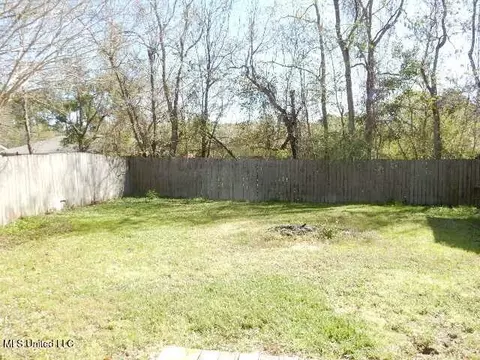 Exterior - 310 Gates Ave, Long Beach, MS 39560 photo 11 of 12