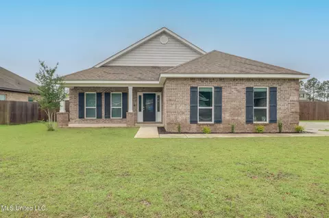 6813 Sweetclover Dr, Ocean Springs, MS 39564