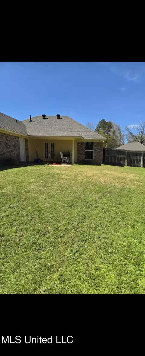 Exterior - 218 Terry Brook Dr, Terry, MS 39170 photo 2 of 6