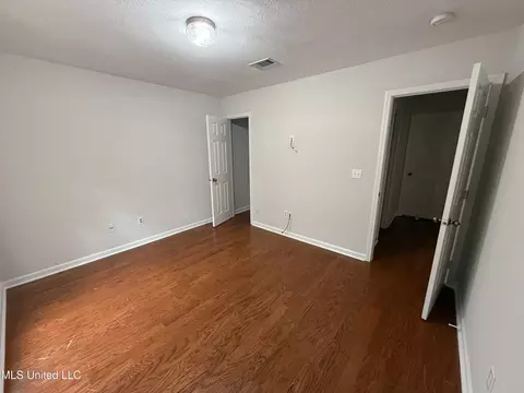 Bedroom - 218 Terry Brook Dr, Terry, MS 39170 photo 2 of 4