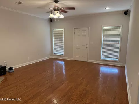Living - 218 Terry Brook Dr, Terry, MS 39170 photo 3 of 5
