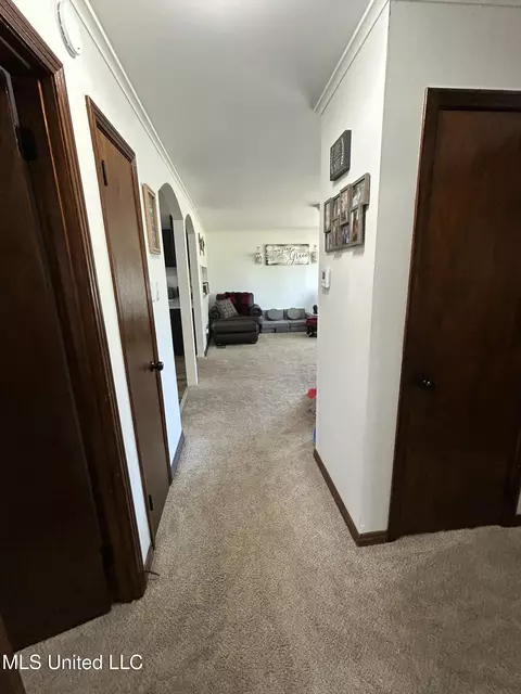 Entry Way - 103 Hemlock Drive Dr, Potts Camp, MS 38659 photo 3 of 3