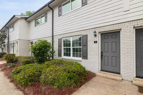 1802 W Jackson Ave #19, Oxford, MS 38655