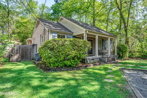 Exterior - 1060 St Ann St, Jackson, MS 39202 photo 1 of 1