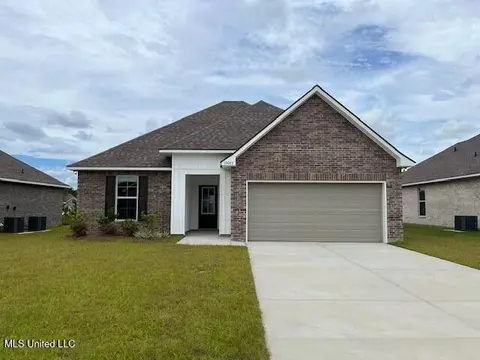 15083 Stockridge Dr, Gulfport, MS 39503