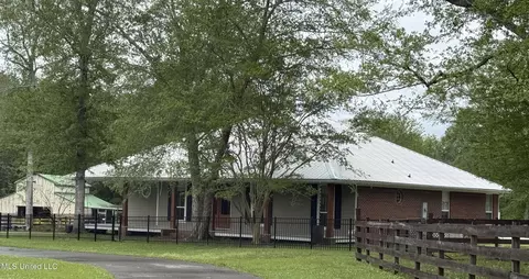 13025 Mount Pleasant Rd, Vancleave, MS 39565