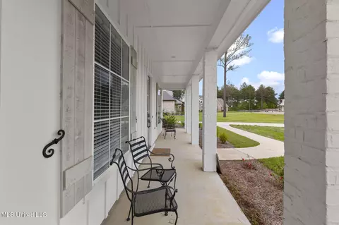 Exterior - 505 Castaway Cir, Brandon, MS 39047 photo 9 of 18