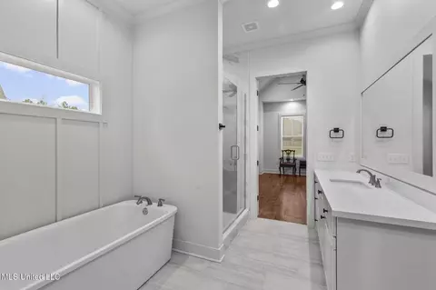 Entry Way - 505 Castaway Cir, Brandon, MS 39047 photo 7 of 11