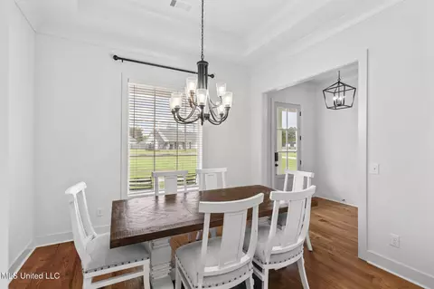 Dining - 505 Castaway Cir, Brandon, MS 39047 photo 2 of 2