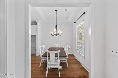 Dining - 505 Castaway Cir, Brandon, MS 39047 photo 1 of 2