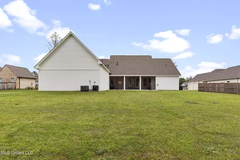 Exterior - 505 Castaway Cir, Brandon, MS 39047 photo 17 of 18