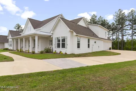 Exterior - 505 Castaway Cir, Brandon, MS 39047 photo 7 of 18