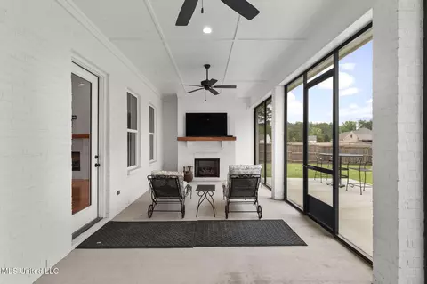 Exterior - 505 Castaway Cir, Brandon, MS 39047 photo 11 of 18
