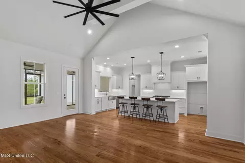 Other - 505 Castaway Cir, Brandon, MS 39047 photo 4 of 14