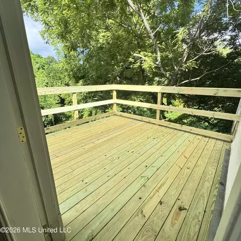 Exterior - 304 Lambert St, Natchez, MS 39120 photo 5 of 9
