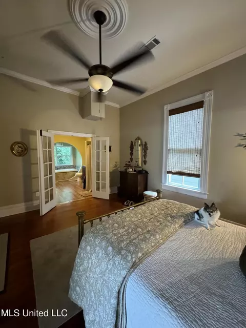 Bedroom - 304 Lambert St, Natchez, MS 39120 photo 2 of 3