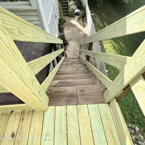Exterior - 304 Lambert St, Natchez, MS 39120 photo 9 of 9