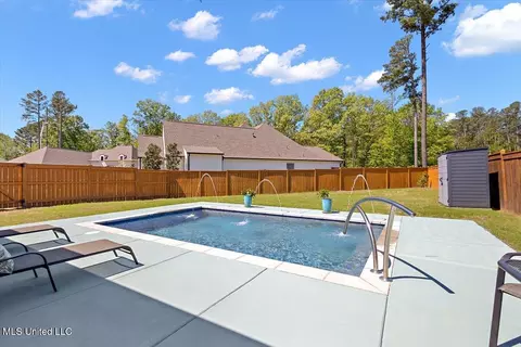 Exterior - 1110 Keeling Way, Brandon, MS 39047 photo 8 of 12